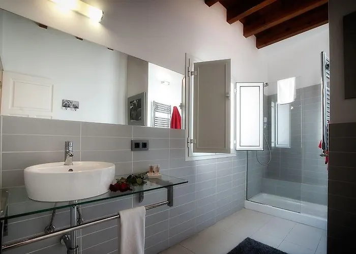 Siete Revueltas Singular 4*